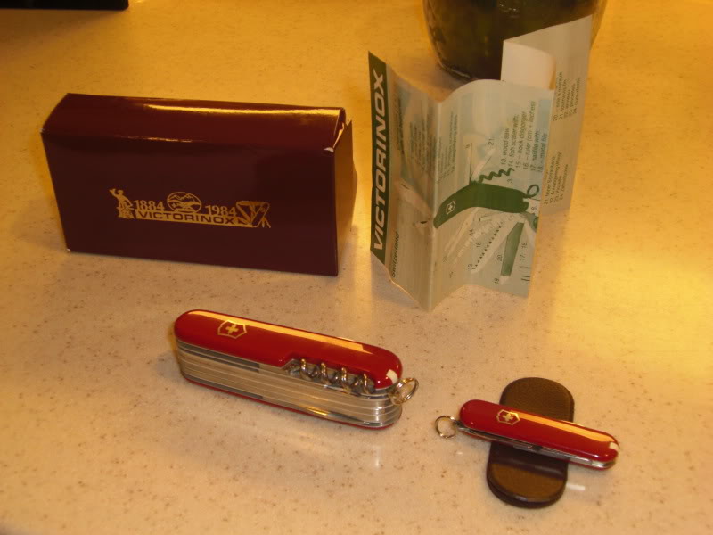 Victorinox 1884-1984 Set reverse