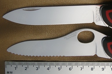 Liner-lock: Nail-nick, Plain vs. OHO, Serrated Blades