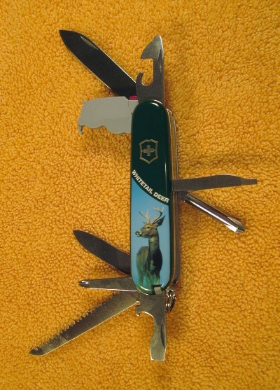 Victorinox Whitetail Deer or 'Deer Hunstman' variation. A member of the SMKW Wildlife Series. **Photo By: Coloswiss, processing by ICFT.
