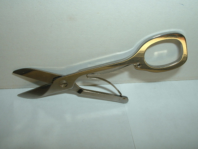 SwissCard Scissors