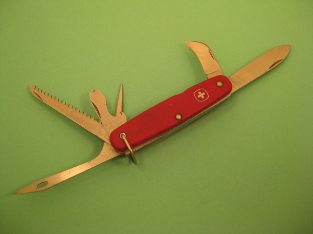 Wenger Professional Series. Pictures by ColoSwiss.