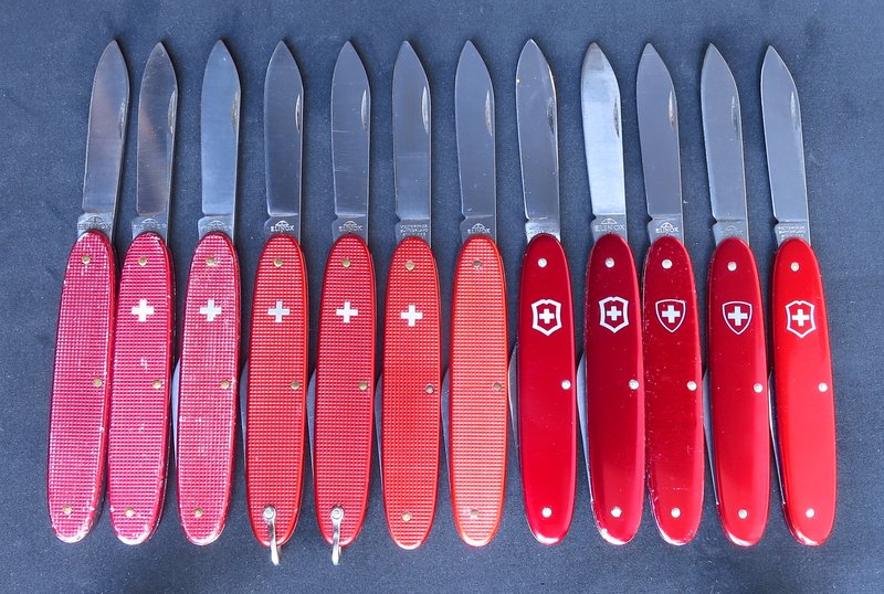 Various shades of red in standard 84mm Alox 
Picture taken by Sneider @multitool.org
