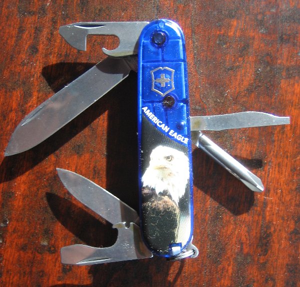 Victorinox 'American Eagle' version of the Tinker. A member of the SMKW Wildlife Series.