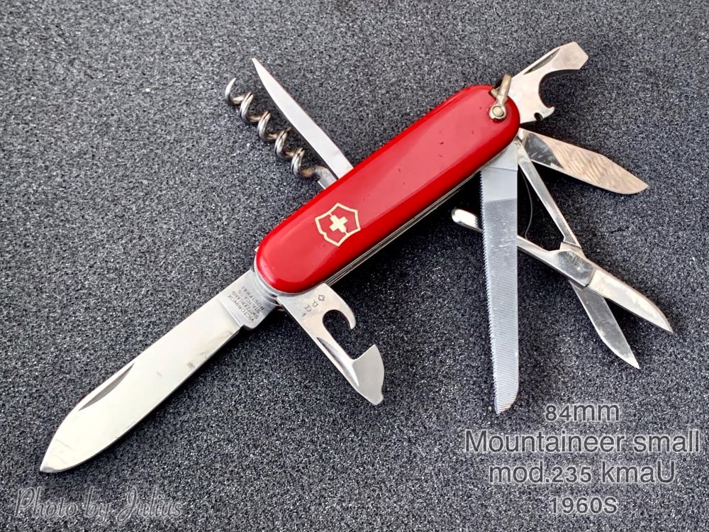 Model 235kmau from the 1960s.
Photo courtesy of Julius T. Verd