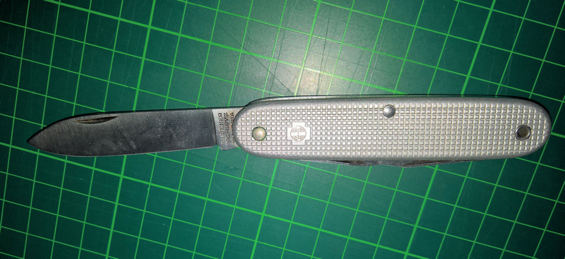 Fig. 12.  Soldier Model 1961 with silver Alox scales